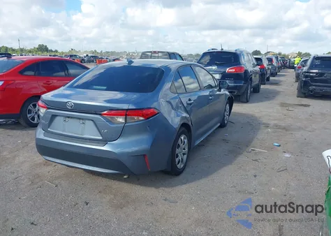 2020 Toyota Corolla Le z USA, uszkodzony, nr VIN 5YFEPRAE5LP039953